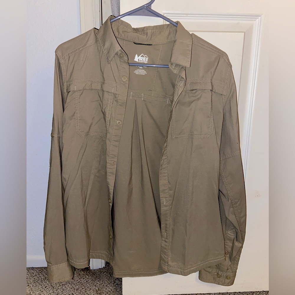 REI Tan Lightweight Shirt Jacket Casual Style